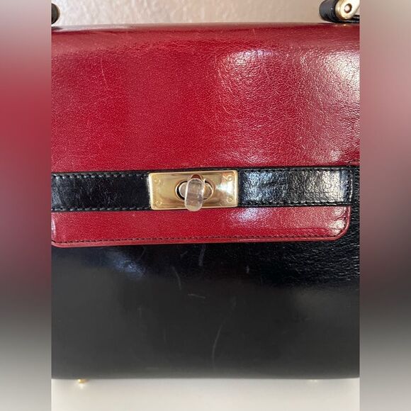 Vintage kamerel New York red and black purse with gold hardware - Picture 4 of 7